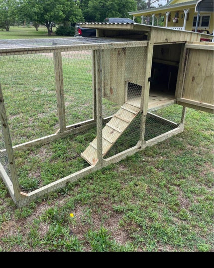 Wise County Chicken Farm Coops 5ft x 5ft
